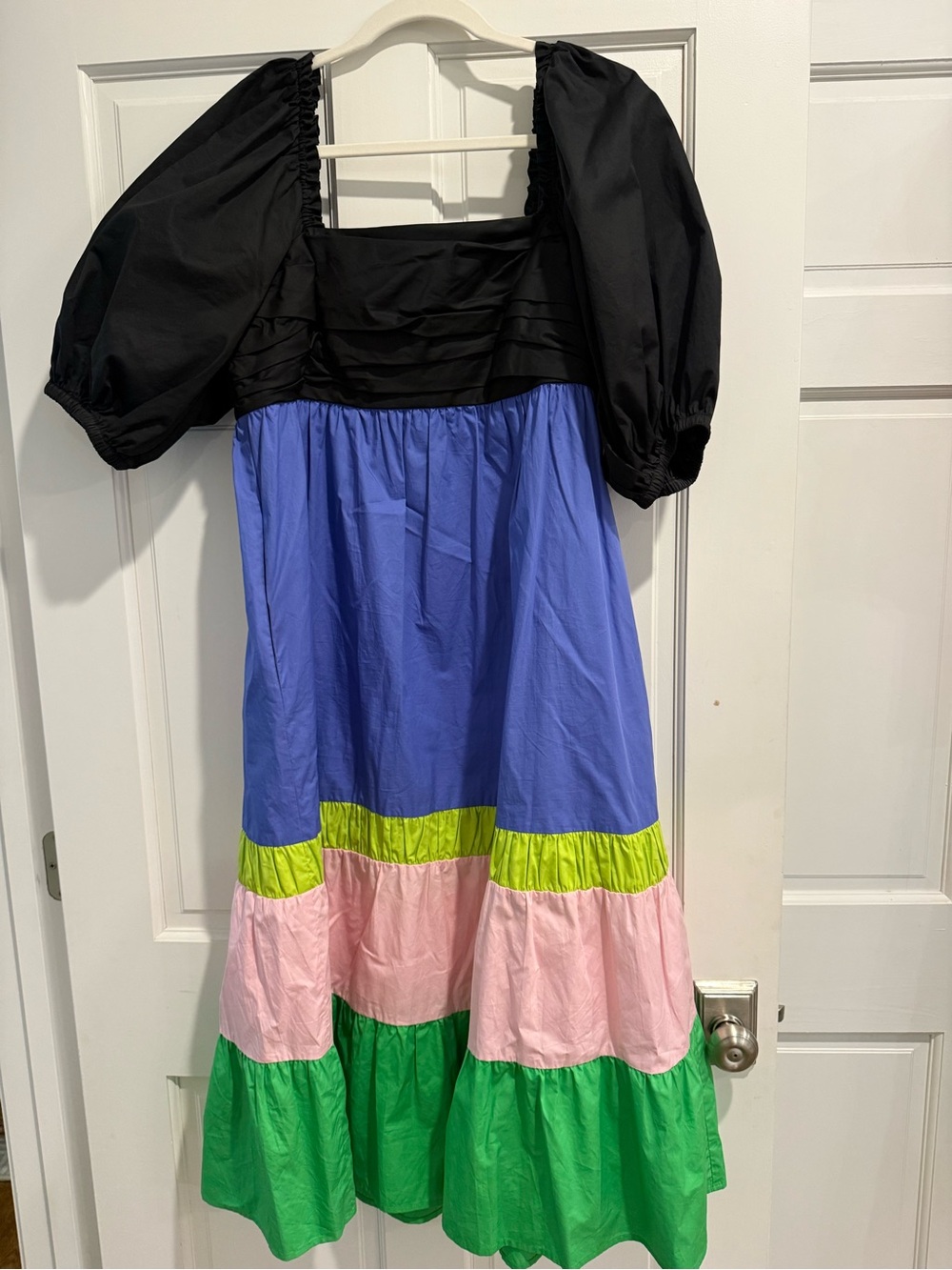 CROSBY by Mollie Burch Black Puff-Sleeve Colorblock Midi Dress